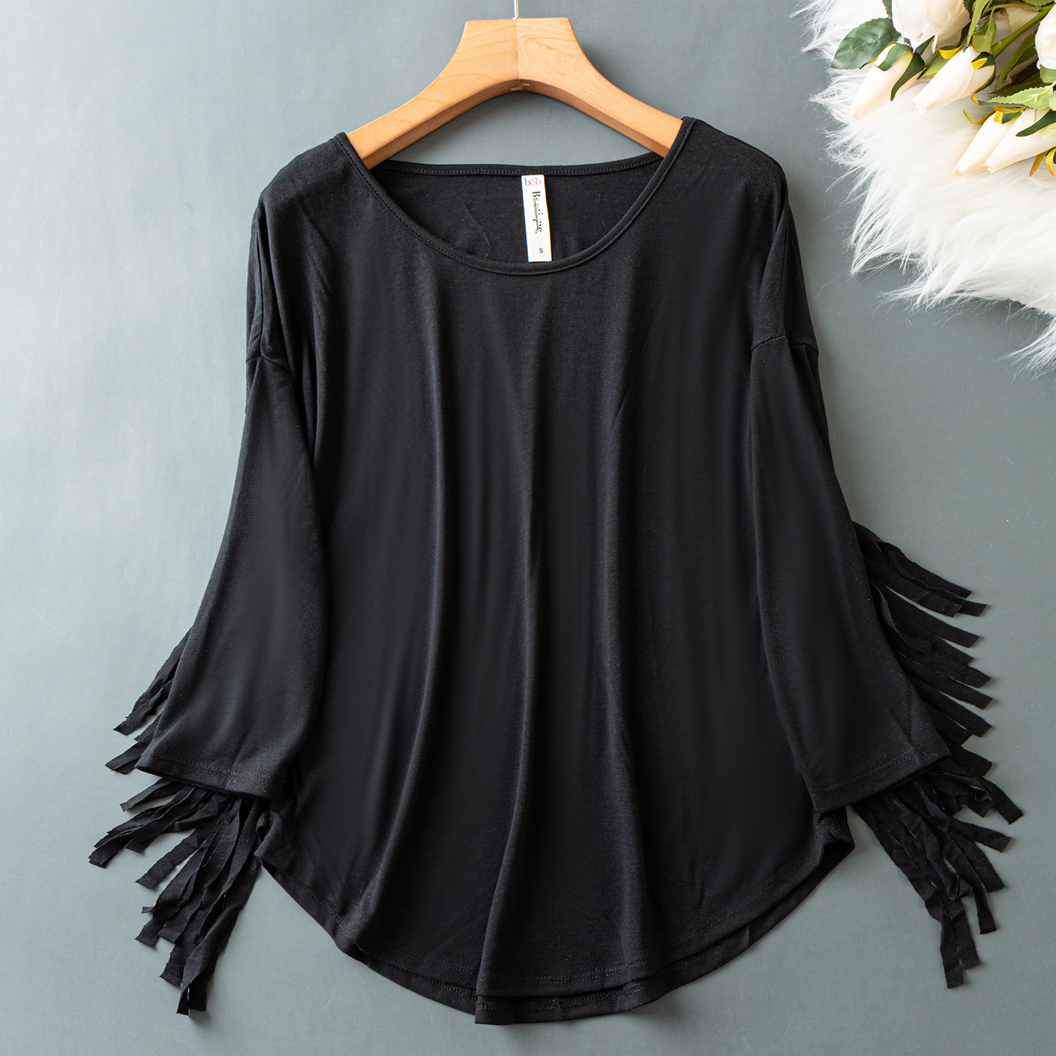 春秋款外贸时尚纯色圆领肩连袖上衣 常规薄宽松显瘦 气质流苏t恤