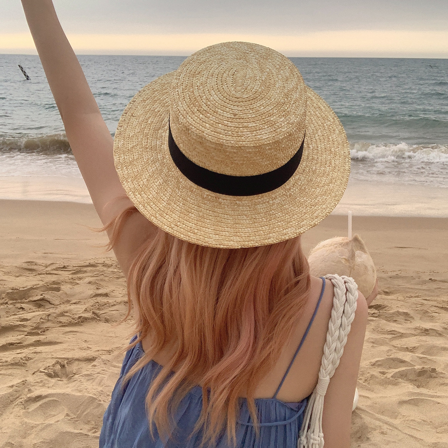 日系平顶草帽女夏遮阳防晒防紫外线草编帽小清新海边度假沙滩帽潮