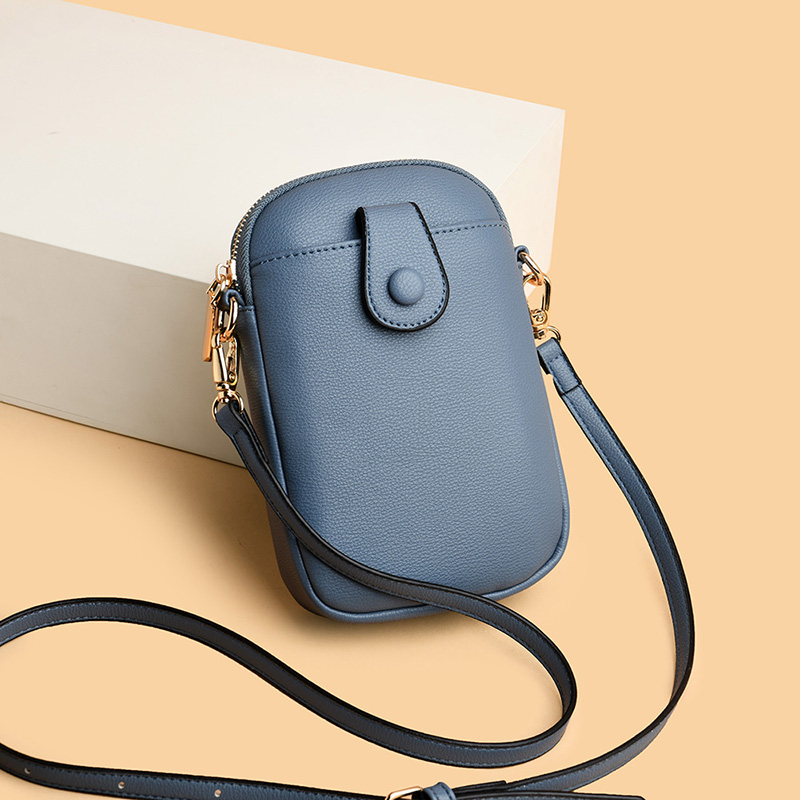 手机包女斜挎2020新款mini小包竖款散步大容量气质真皮女士包包