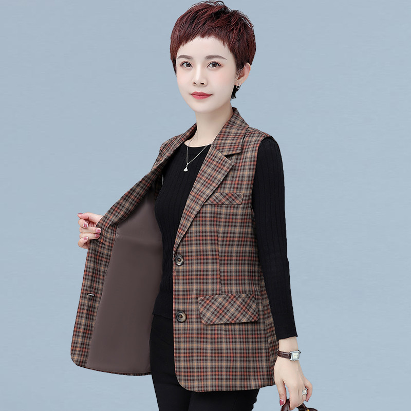 格子马甲女春秋