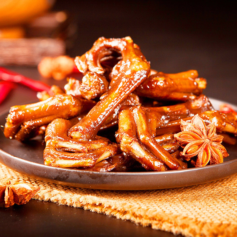热销酱板鸭湖南常德 特产_金味源酱板鸭爪湖南正宗特产香辣酱卤味鸭掌