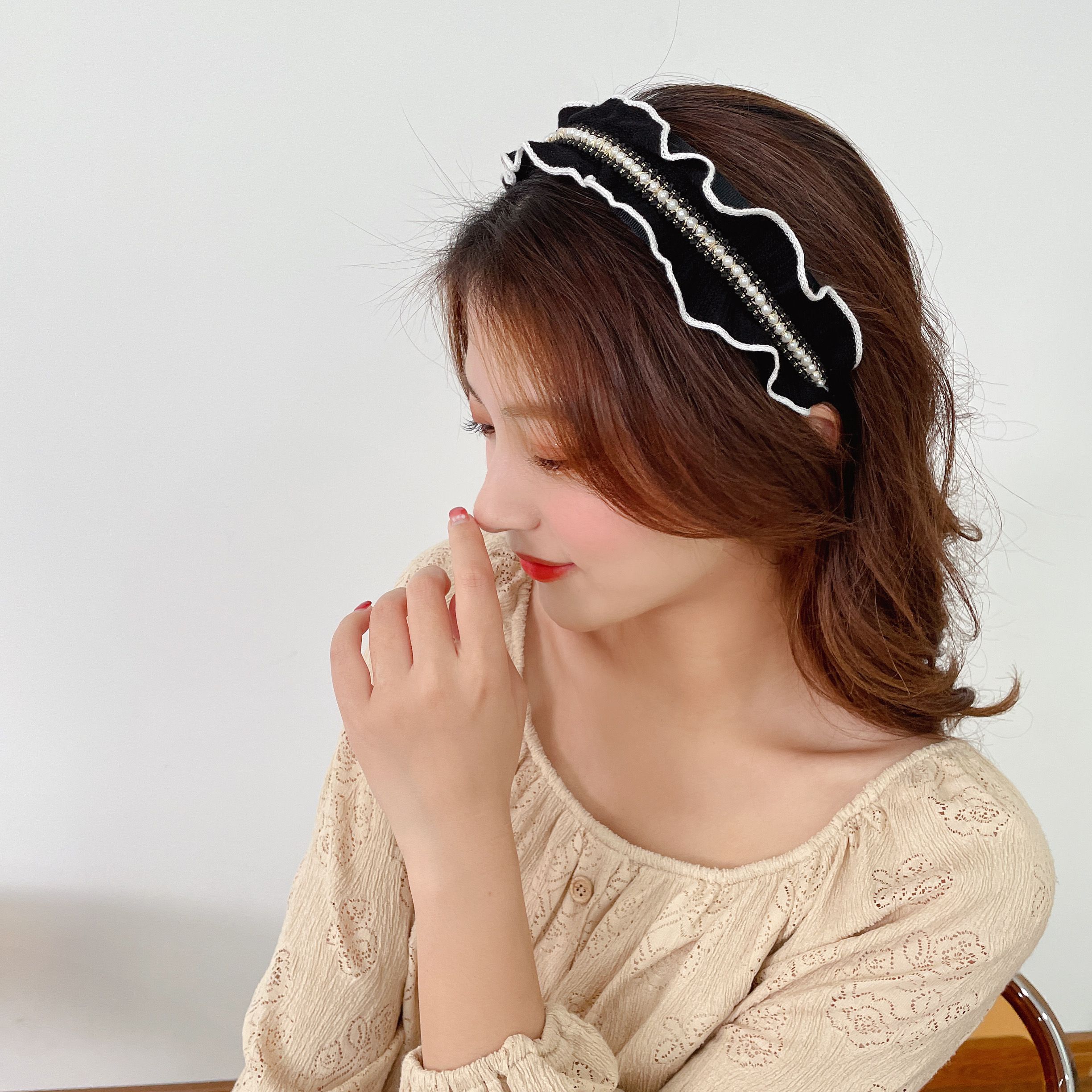 发箍甜美网红宽边束发发带百搭外出小香风气质木耳边ins法式头箍