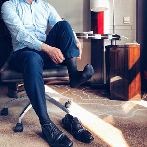 3双日系舒适商务袜子男正装丝袜中筒西装袜性感条纹薄黑色绅士款