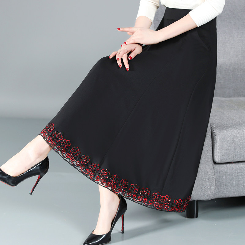 2021年纯色半身裙女春秋中长款a字大摆伞裙中年松紧腰妈妈款裙子