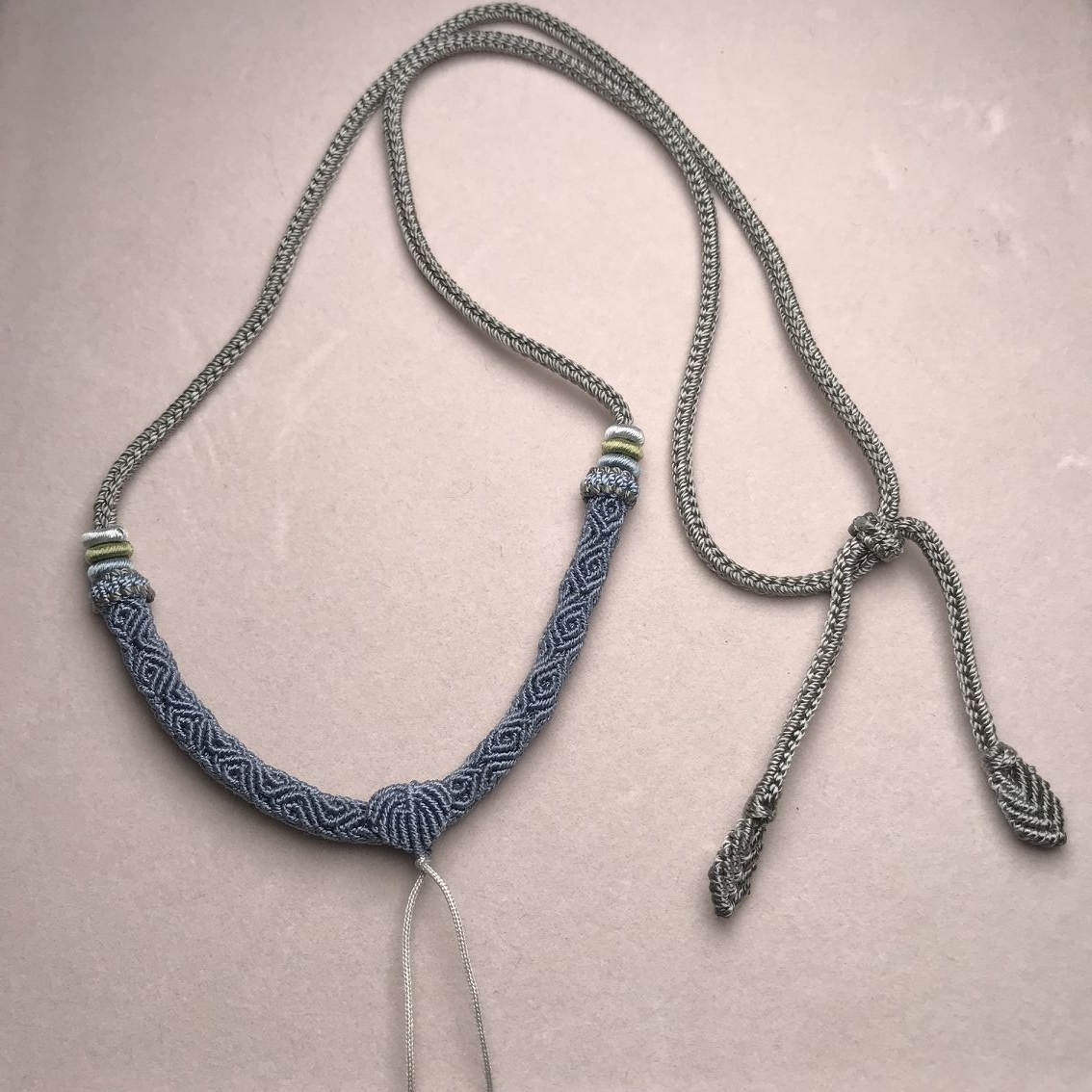 项链绳方法(项链绳的打法)