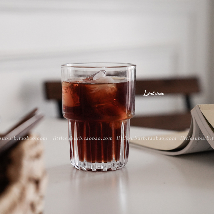 冰美式咖啡杯