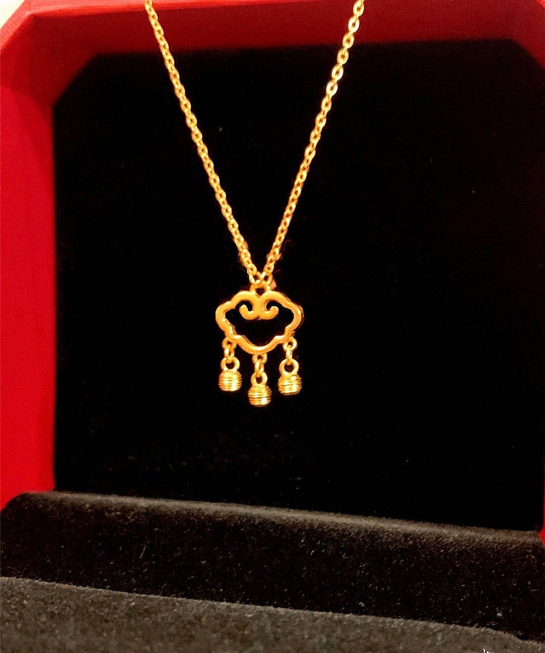 新品祥云项链 女18k金平安锁宫廷风黄金纯银锁骨链铃铛吊坠长命锁