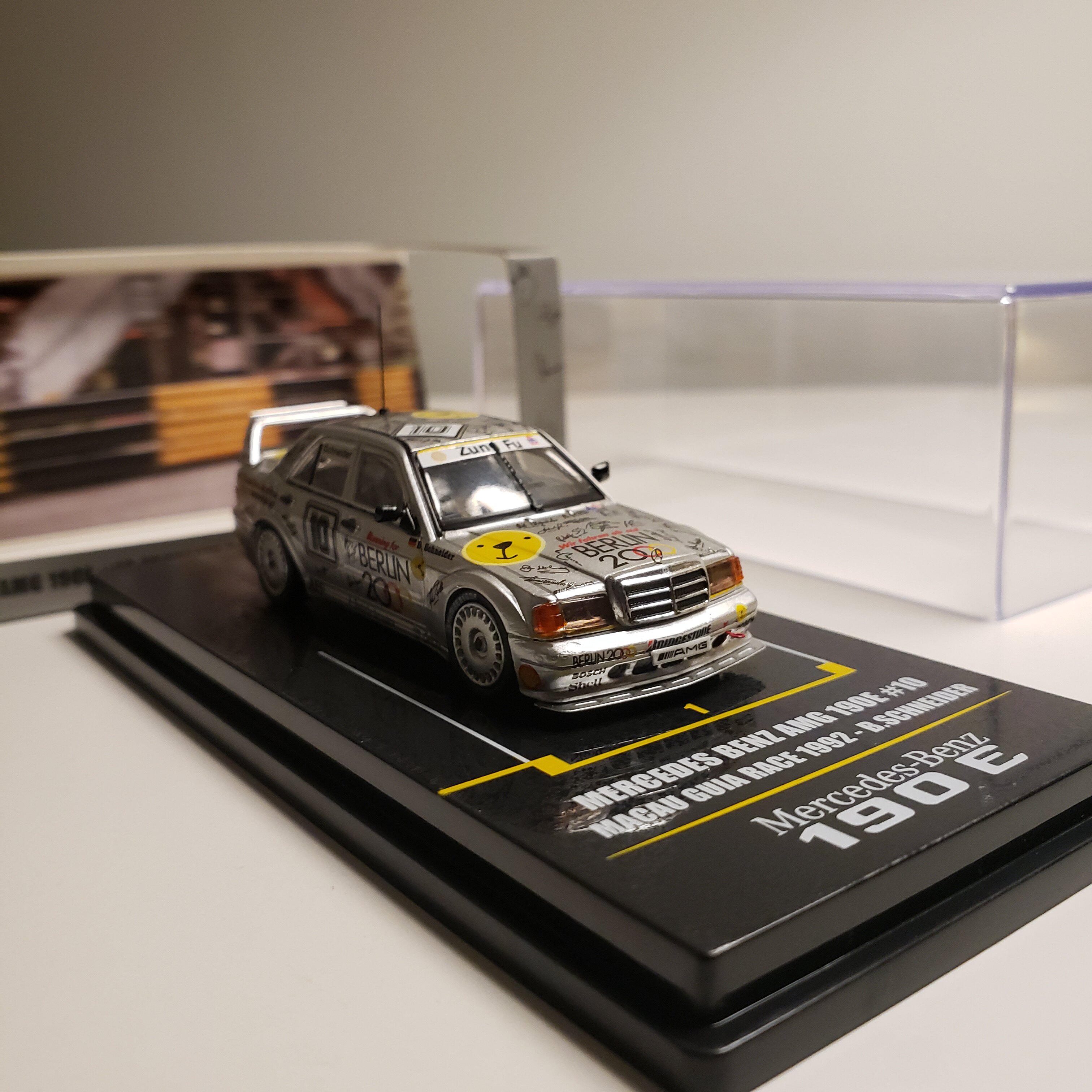 inno 1/64奔驰amg 190e 柏林熊#10 1992澳门格兰披治2.5-16 evo 2