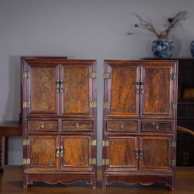 清代红木嵌银丝万字锦地纹小方角柜摆件一对明清古董家具收藏