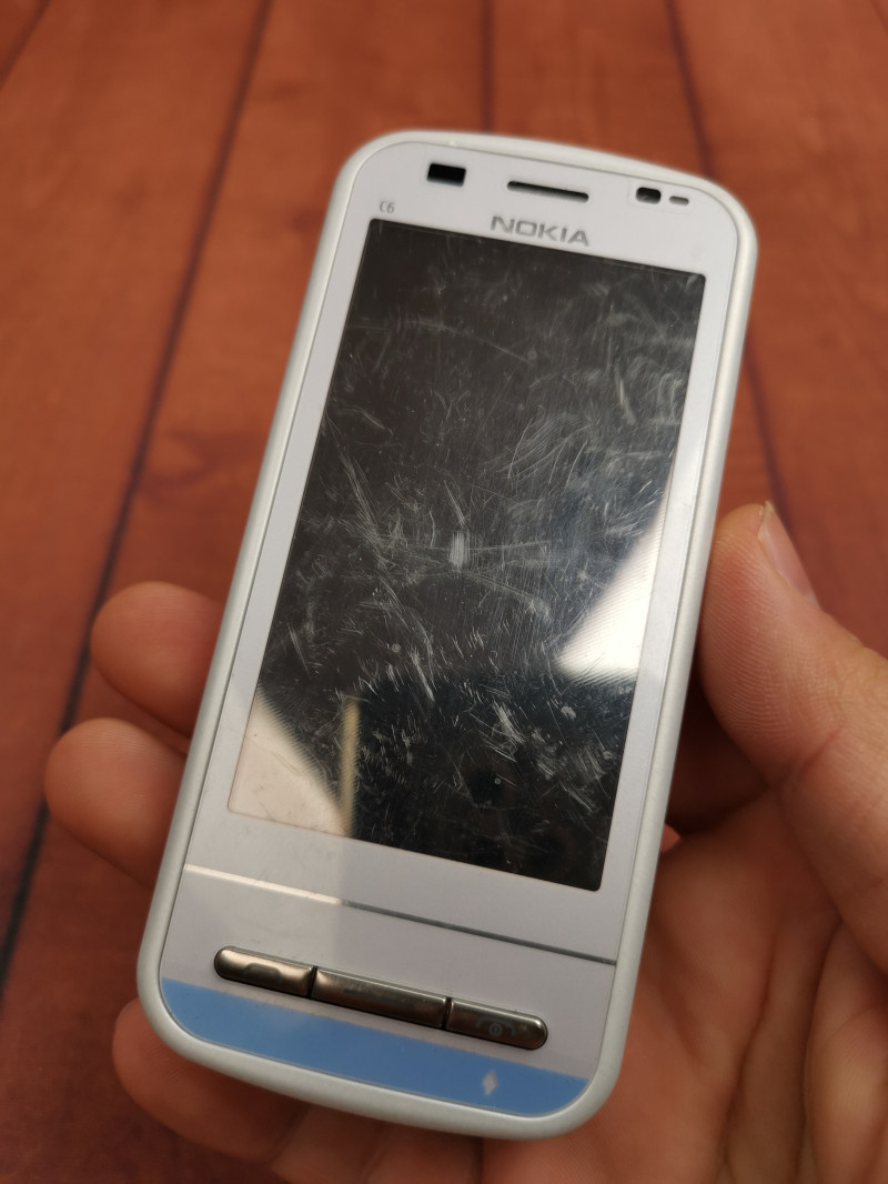 诺基亚 c6-00 经典侧滑全键盘 商务机 大陆行货 无拆修 功能好