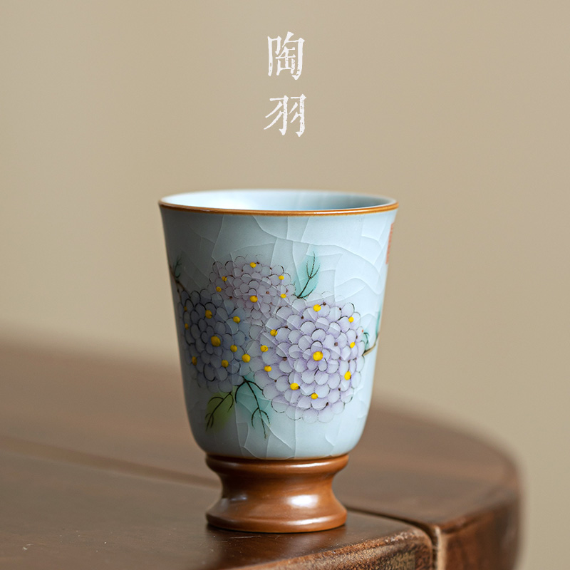 仿宋汝窑品茗杯绣花球陶瓷闻香杯主人