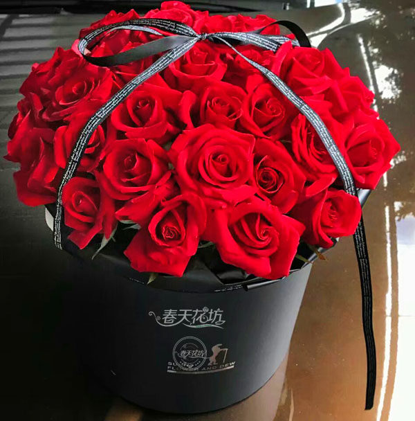 一折宁波鲜花同城速递礼盒鲜花_66朵红玫瑰礼盒太原鲜花同城速递情人
