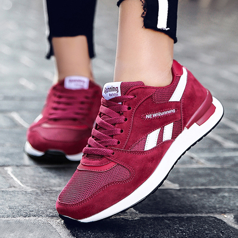 春款中年平底婦女鞋40防滑媽媽跑步運動鞋50歲中老年旅遊鞋波鞋女在類目 女鞋, 低幫鞋中 - 來自Buy2taobao.com提供專業的淘寶代購服務