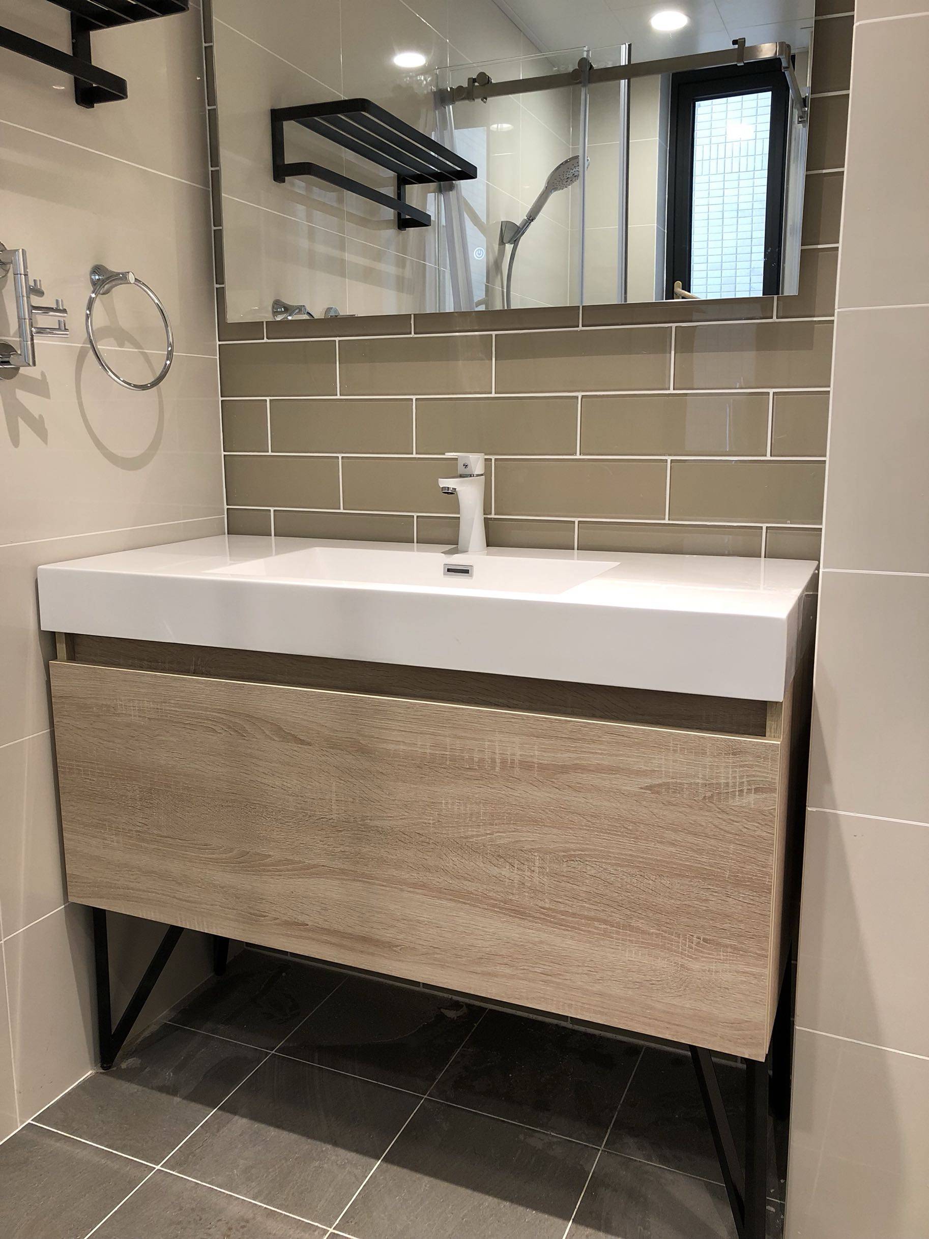 出口德国高配定制整体极简实木浴室柜一体台盆洗手盆镜卫厨柜组合