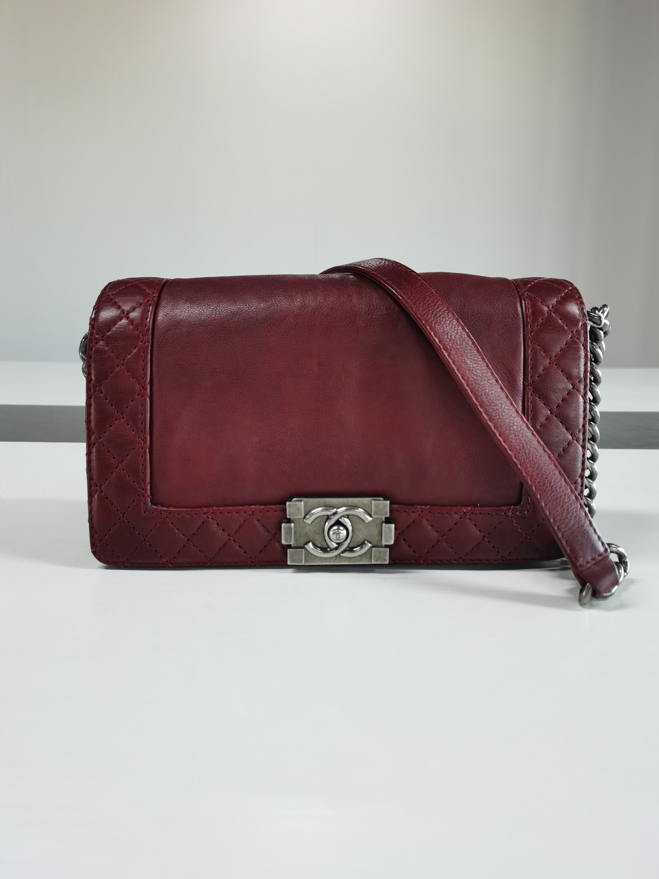 香奈儿包包 菱格链条包_【胖虎二手店】95新 香奈儿枣红色牛皮le boy