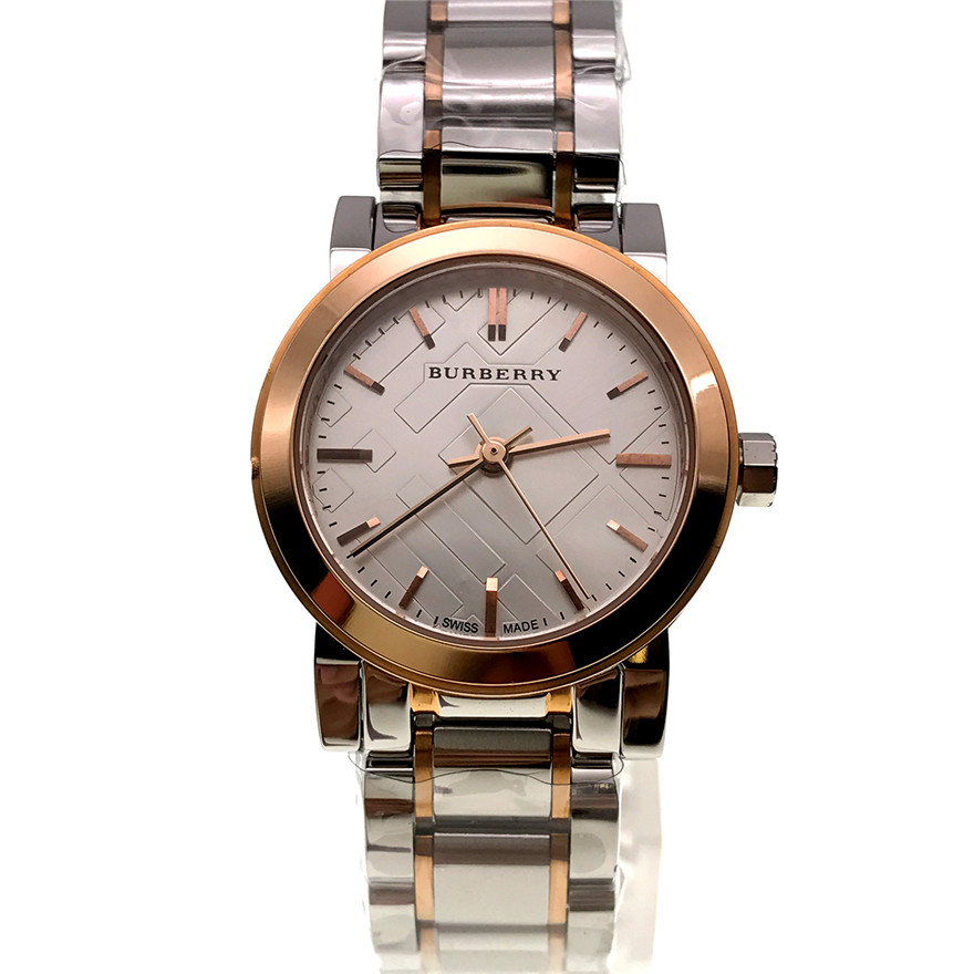 [9.9新未使用]burberry巴宝莉银白面女表