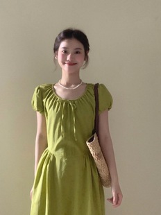 绿色法式气质短袖连衣裙女2024夏款收腰显瘦设计感裙子小个子长裙