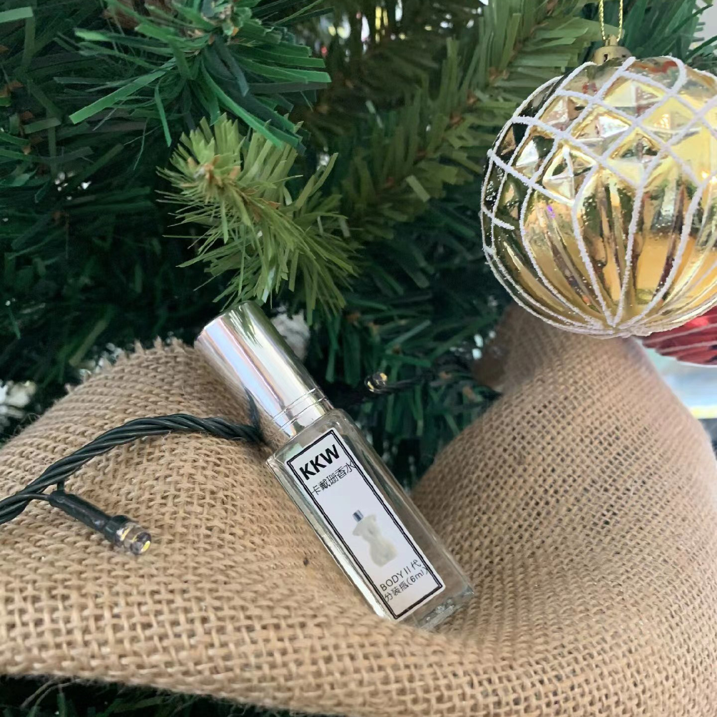 kkw fragrance卡戴珊裸砂body1/2/3代 中小样香水6ml小众香木质香