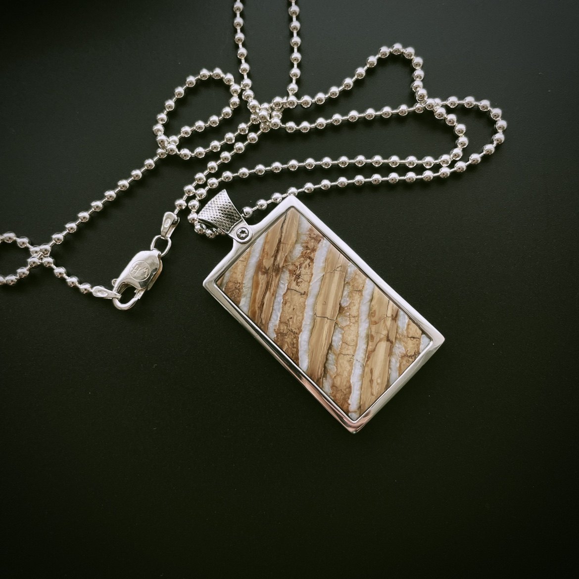 威廉亨利_现货美国威廉亨利银饰p29mtbr军牌狗牌纯银镶猛犸化石银项链