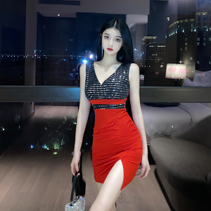 Sleeveless V-neck nightclub sexy tiaodi anchor chest bag hip split Sequin dress