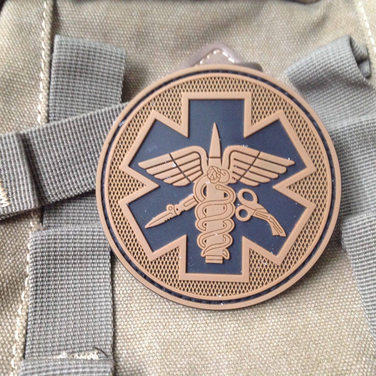 战地医疗兵臂章急救红十字组织徽章pvc橡胶魔术贴军迷补丁泥色