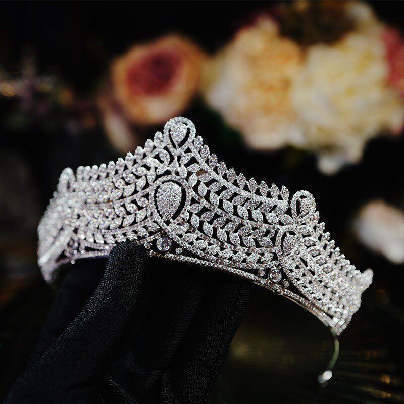 镀金镶钻银色欧美锆石皇冠头饰大气新娘结婚镶嵌精致锆石婚纱王冠