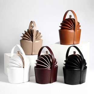 prada小風琴包 玥米定制款小眾設計真皮個性水桶包 時尚百搭手提風琴包包 prada風琴包包
