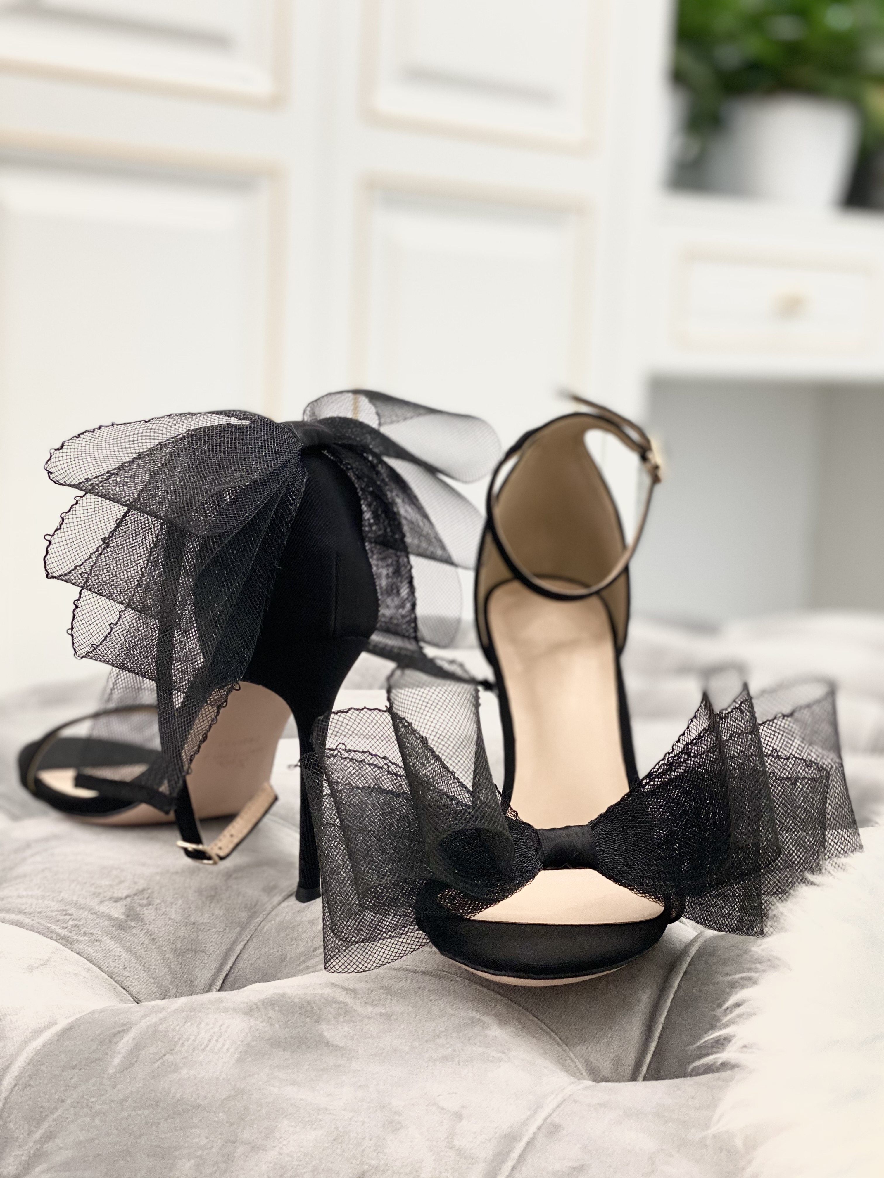 2021春夏jc同款蝴蝶结一字带翅膀性感露趾高跟鞋