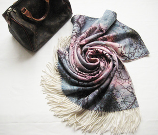 cashmere灰色树影 双面雕绒印花羊绒大披肩