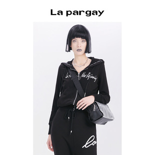 Lapargay纳帕佳新款女装黑色上衣个性时尚字母长袖连帽短款外套