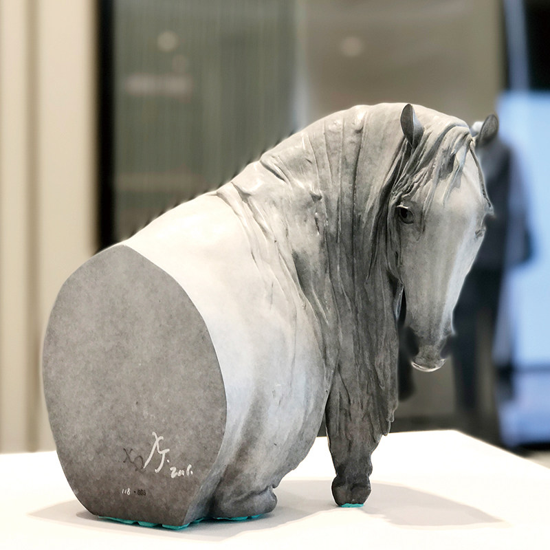 稀奇艺术限量手绘铸铜雕塑向京《这个世界会好吗?》现代桌面摆件