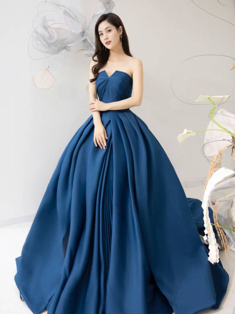 蓝色抹胸婚纱礼服2021高级质感婚礼晚宴舞台演出大气拖尾蓬蓬裙女