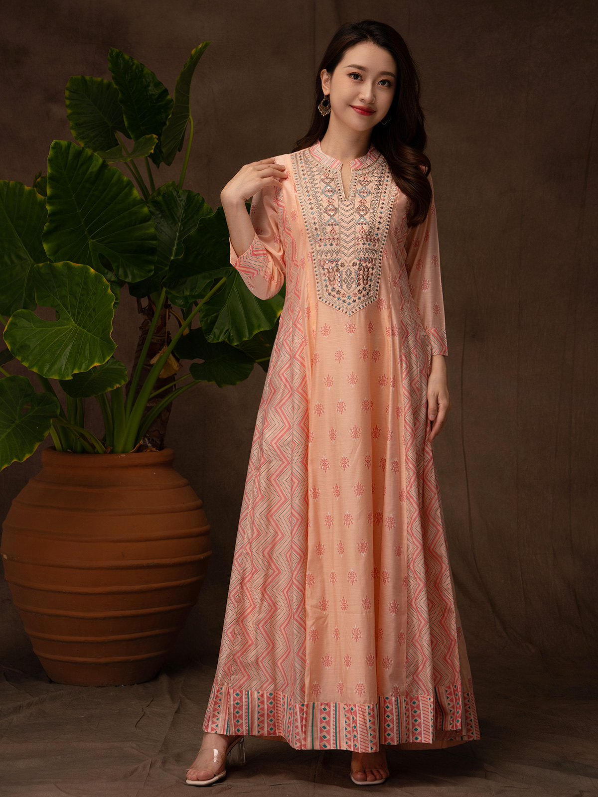 印度进口刺绣镶嵌亮片印花纯棉日常库塔民族气质长裙蓝色连衣裙 原价