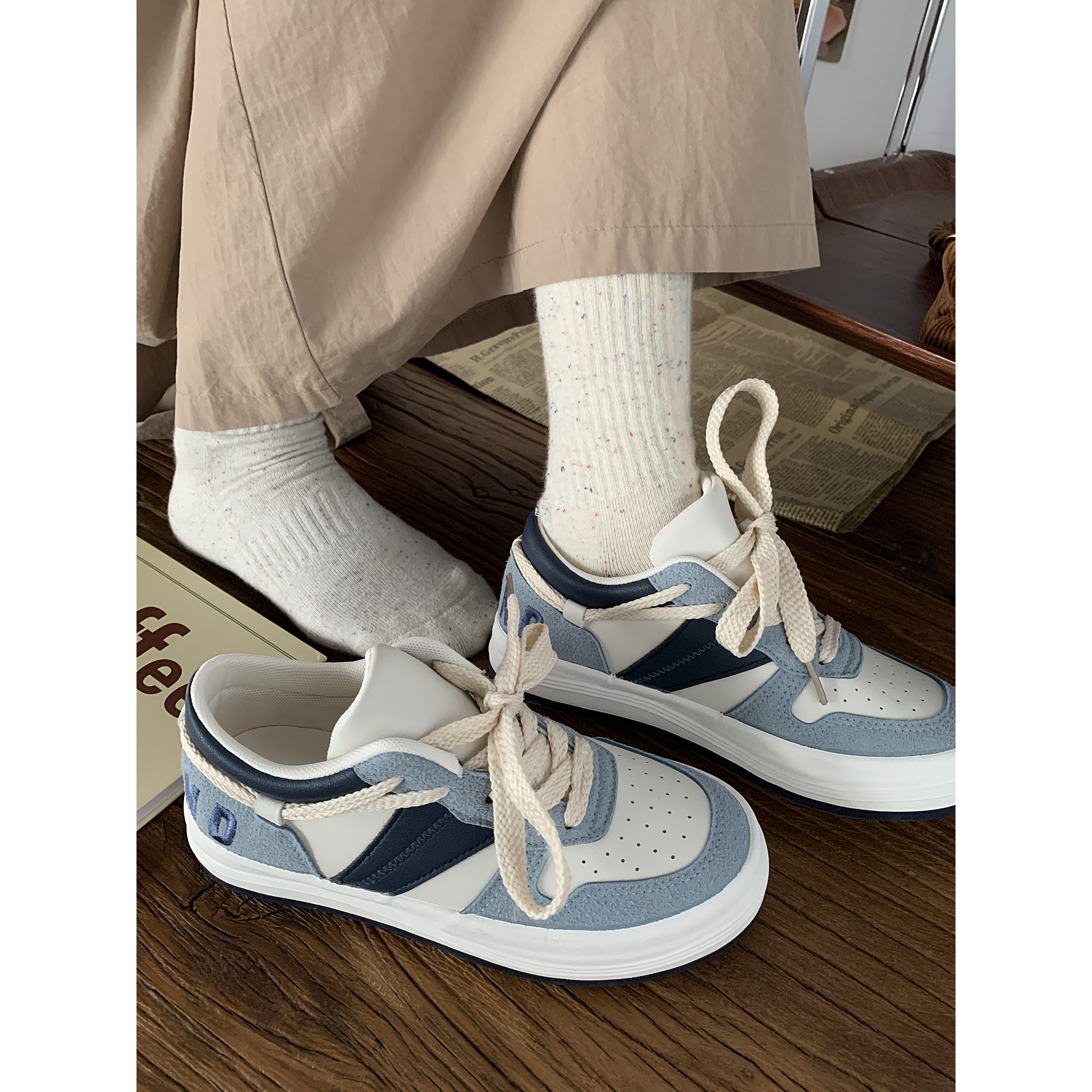 黄黄洛林 2021秋季新款女德训鞋厚底板鞋小众设计感休闲运动鞋子