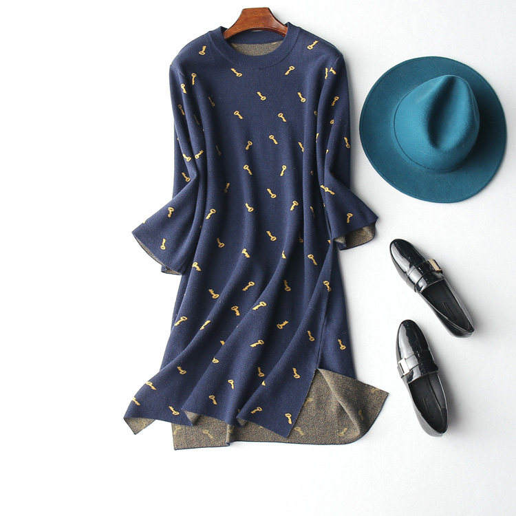 新款圆领提花四平针七分袖真丝针织开叉中长款套衫毛衣_不打折现价189