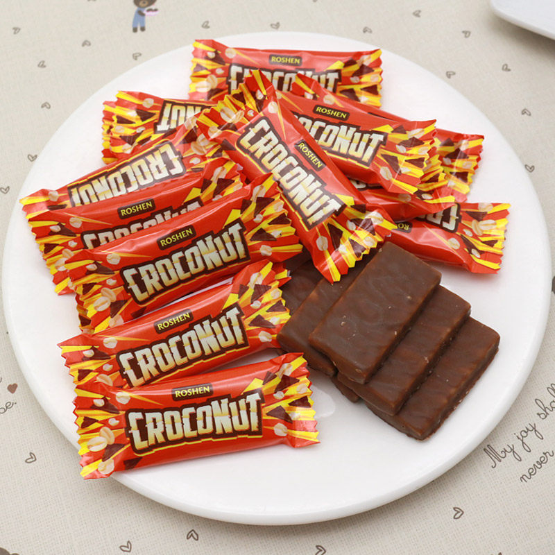 roshen/如胜糖果花生脆香巧克力风味夹心糖500g婚礼喜糖进口零食