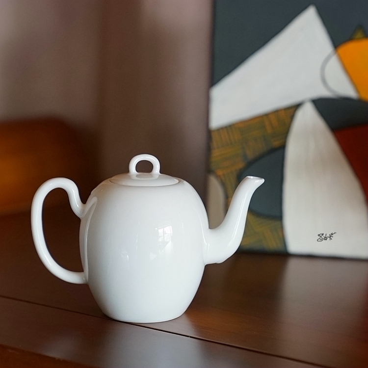 喝茶去白瓷壶素简轻巧茶器中式泡茶壶180ml玉白瓷纳西东巴文