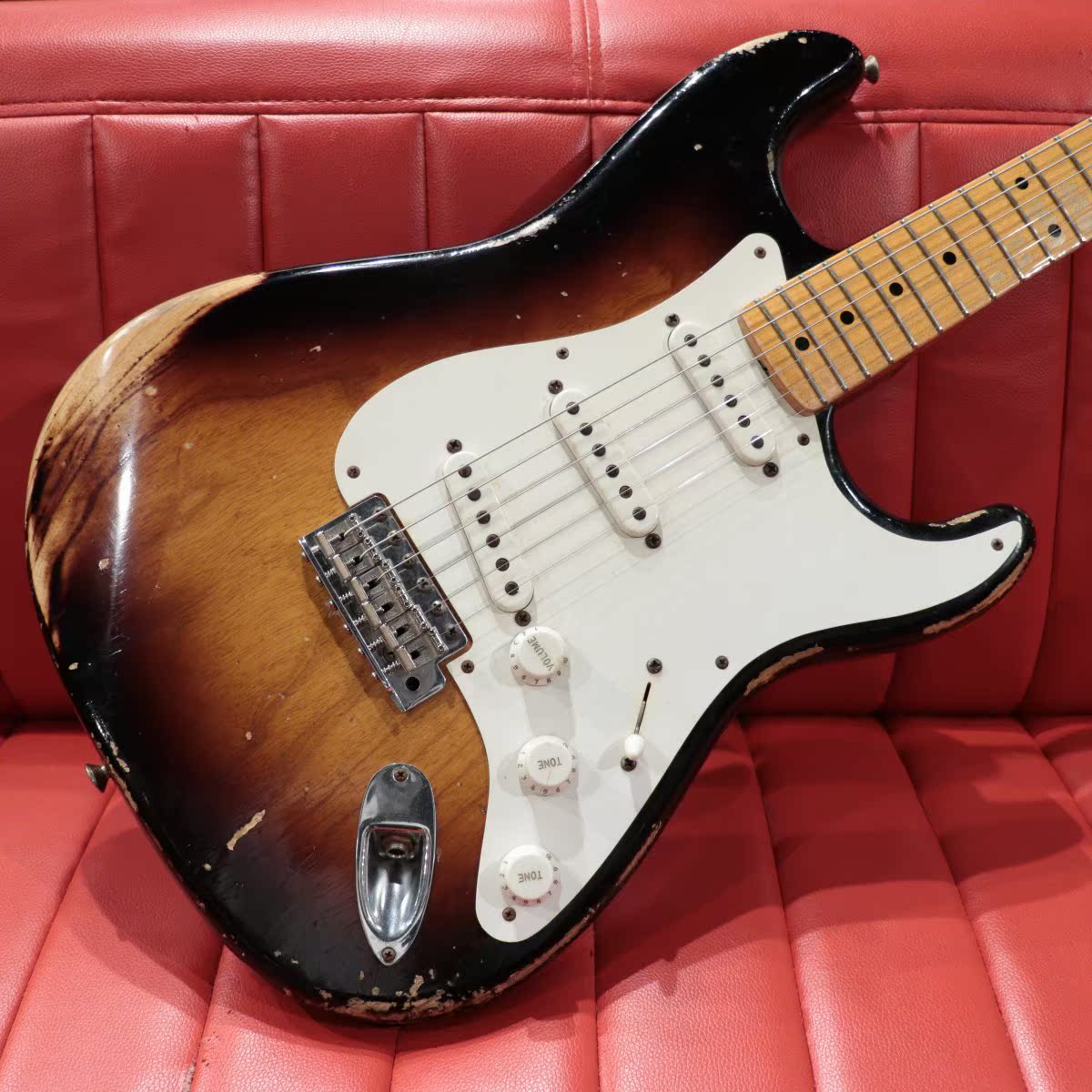 星陨乐器 二手 预购 Fender Custom Shop / 1954 Stratocaster在类目 乐器/吉他/钢琴/配件, 西洋乐器, 西洋弦乐器, 吉他-电吉他中 - 来自Buy2taobao.com提供专业的淘宝代购服务