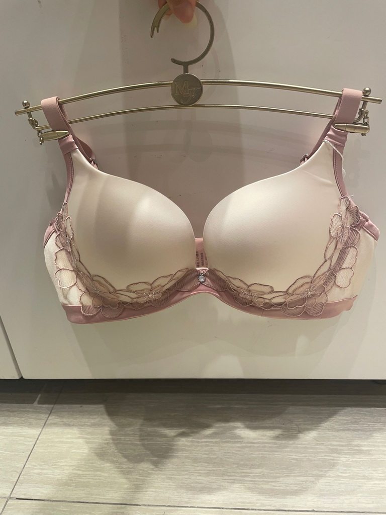 曼妮芬2021春夏新款无钢圈舒适聚拢文胸内衣女2081215220612152