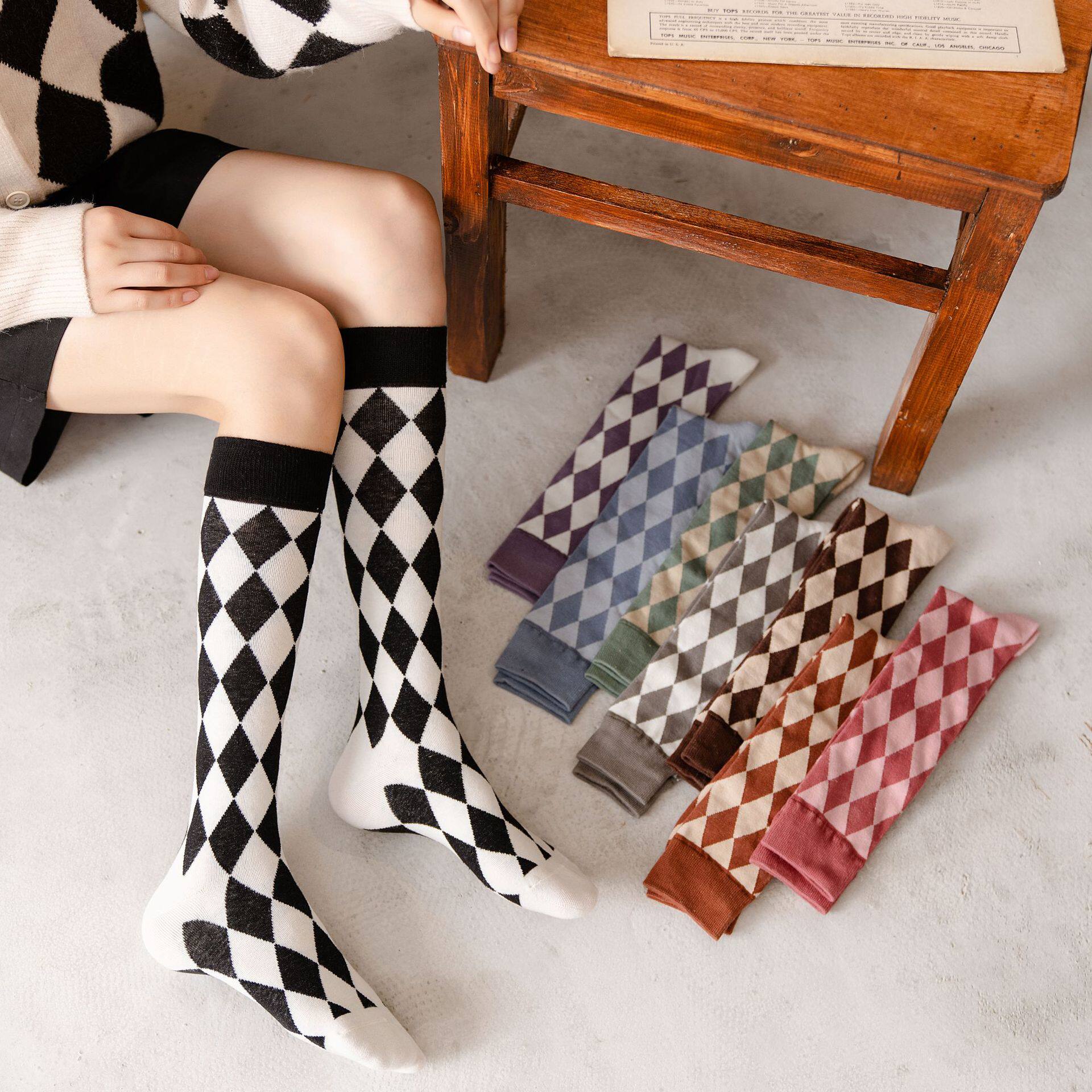 袜子女小腿袜潮英伦风经典复古黑白菱形格子韩版街头ins日系长袜