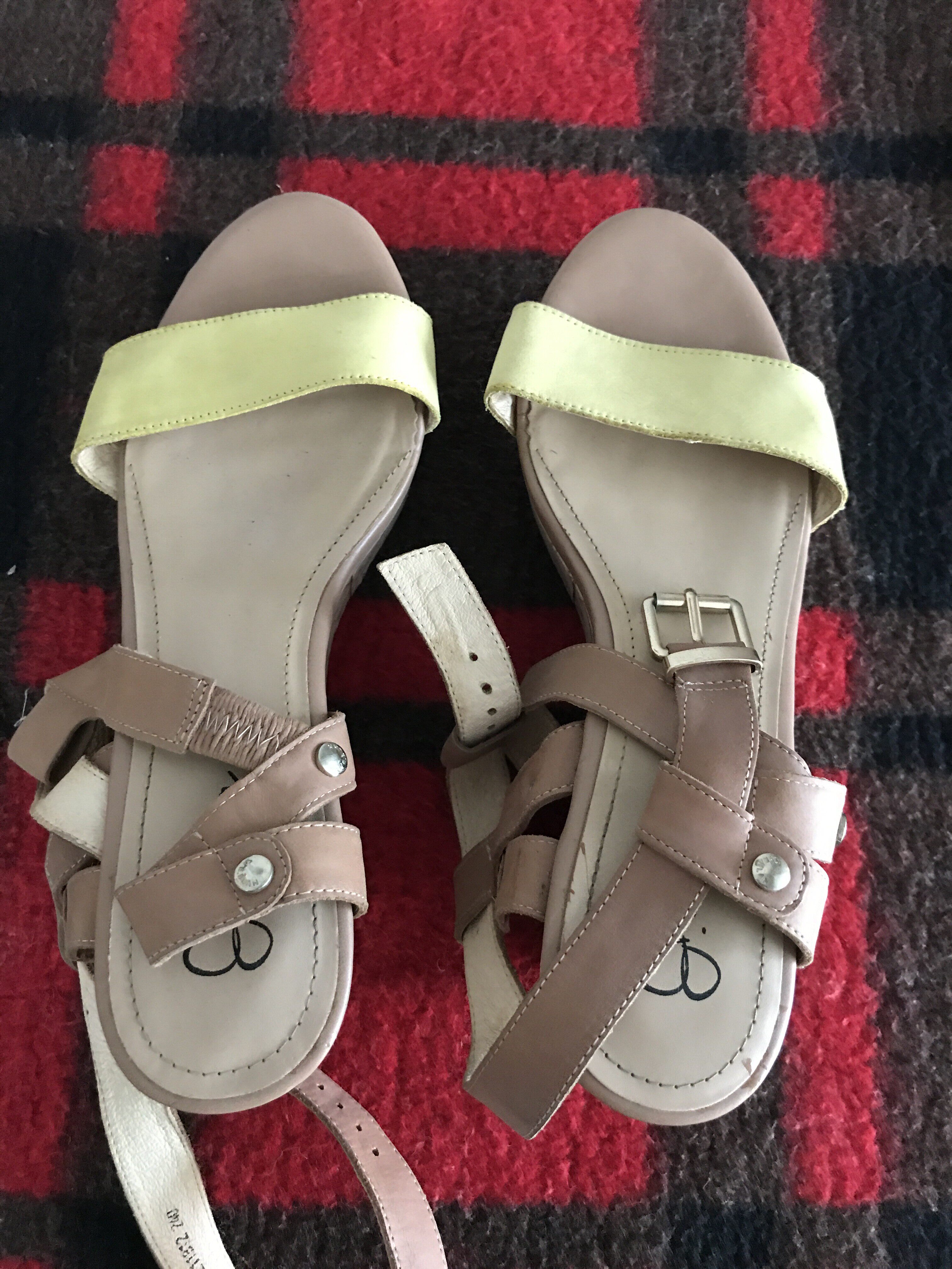 【伊伴女鞋】_二手_转让_回收 – 闲鱼