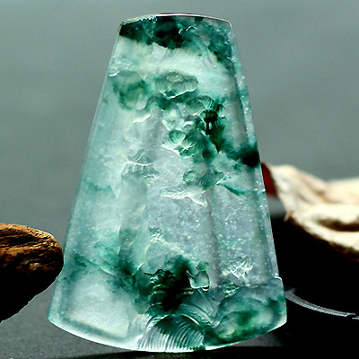 林佳裕大师作品a货翡翠冰玻种立体精雕山水牌吊坠 重28.05克