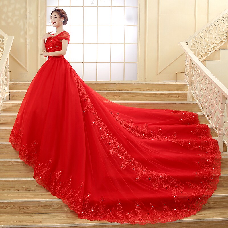 婚纱红色 新娘 拖尾 公主 梦幻