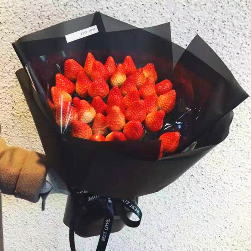 网红花发光草莓花束同城速递车厘子鲜花苹果水果花束成品草莓包装