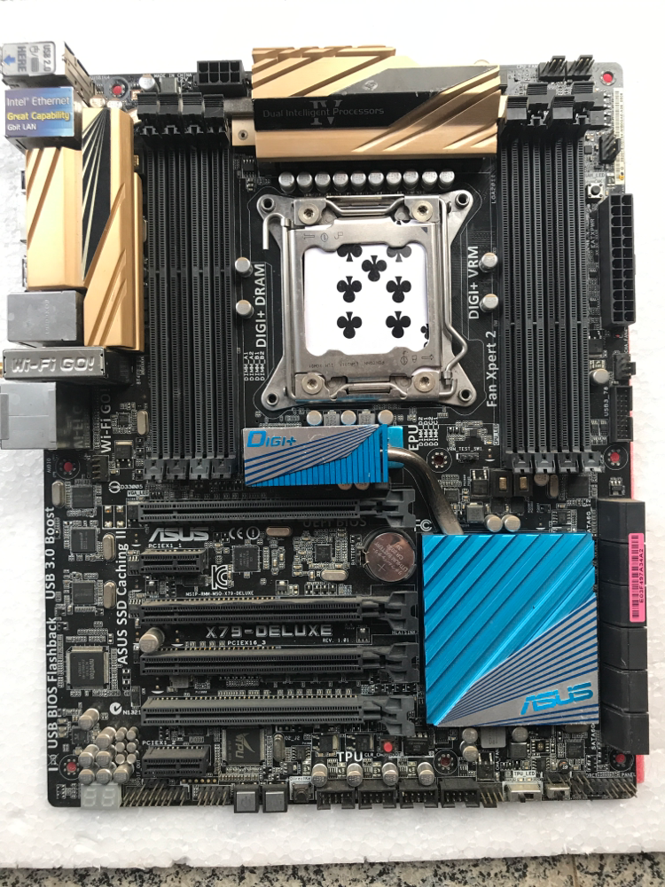 asus/华硕 x79-deluxe土豪金主板 实物图本店有各种x79型号可选!