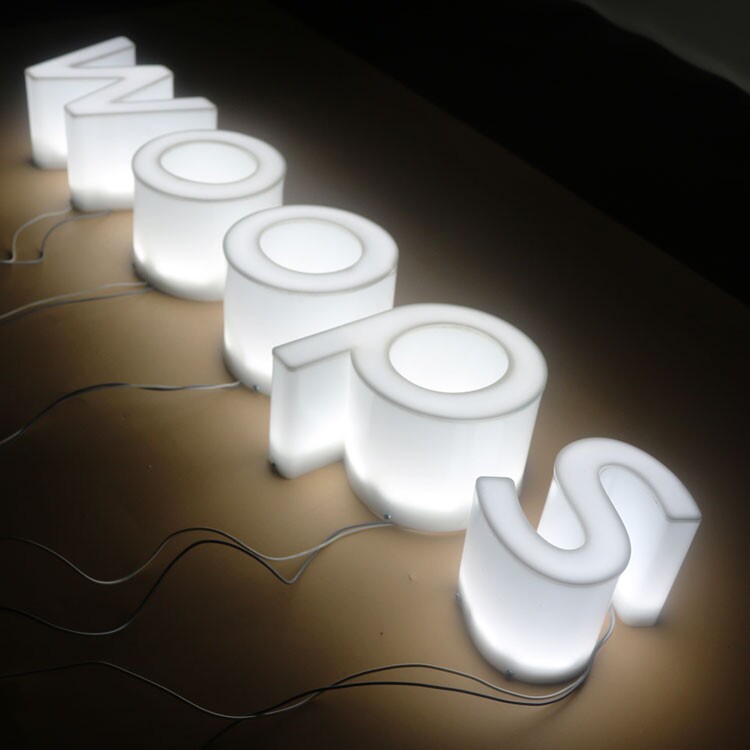 热销led发光字_亚克力通体全发光字商场招牌门店logo高亮led全发光字