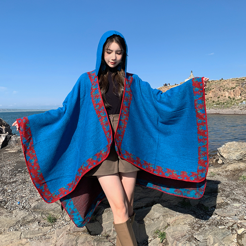 民族风大披肩连帽斗篷新疆西藏沙漠围巾旅游穿搭保暖厚披风外搭女