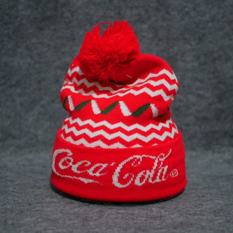 小码日本可乐经典日常毛线帽 滑雪帽COCACOLA 可爱毛球冬季帽子|ruв категории Аксессуары, шляпа - от Buy2taobao.com для оказания профессиональной услуги покупки агента Taobao