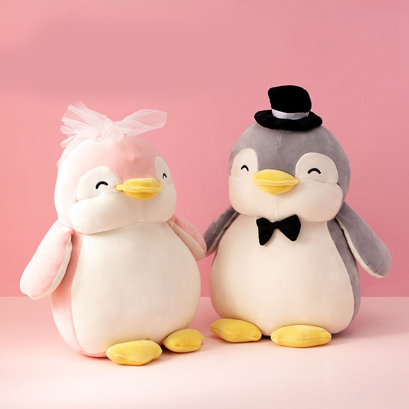 名创优品miniso毛绒公仔玩具玩偶可爱布娃娃儿童婚礼坐姿企鹅正品