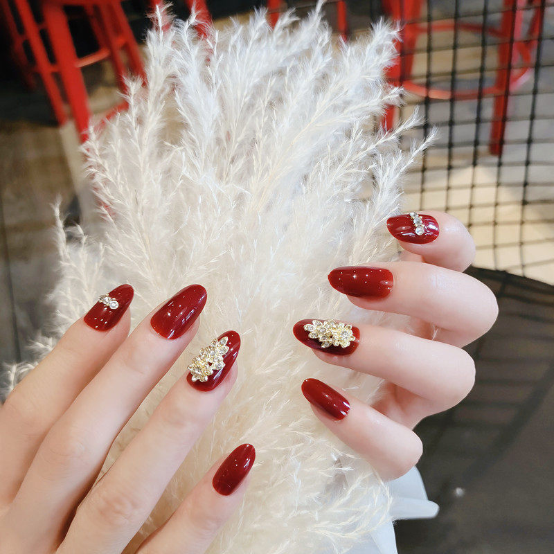 新娘新年穿戴甲花开富贵可拆卸美甲成品显白深酒红长款假指甲贴片